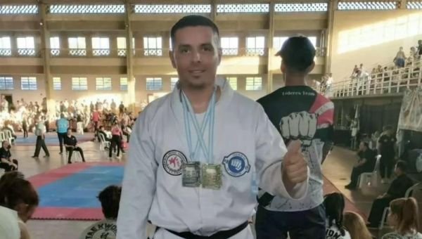Taekwondista de Ezpeleta busca sponsors para representar al país en Campeonato Sudamericano