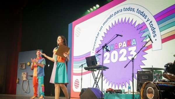 "Paka Paka" celebró su programación 2023 en el Teatro Municipal