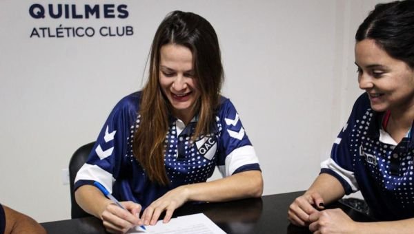 Presentaron a Cecilia Szelagowski como nueva DT de las "Cerveceras"