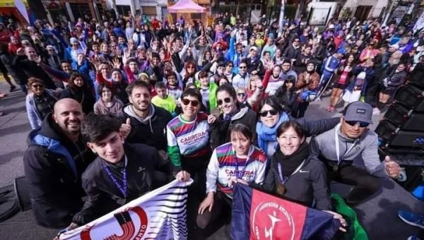 Mayra Mendoza sobre la carrera aniversario: “Este año fue hermosa, el año que viene será aún mejor”