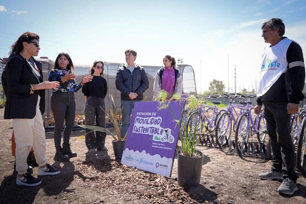 Mayra Mendoza recorrió la obra del nuevo Vivero Municipal