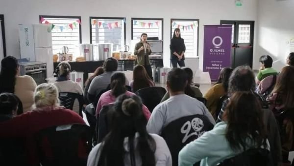 Entregaron equipamiento de cocina para las 45 Unidades de Desarrollo Infantil del distrito