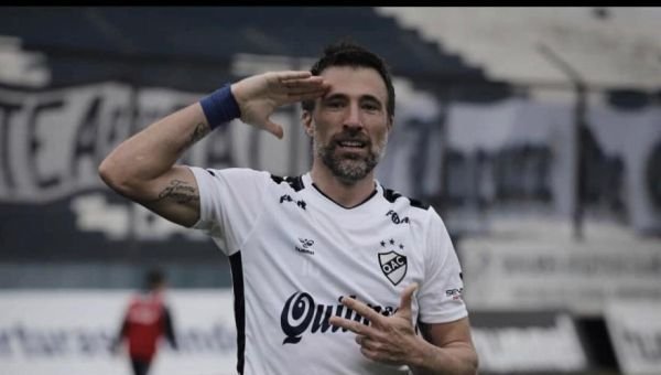 Mariano Pavone se suma al cuerpo técnico “Cervecero”