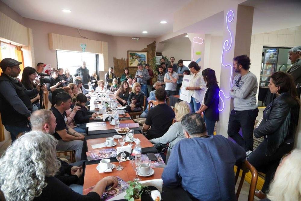 Presentaron ante vecinos la obra de repavimentación en Andrés Baranda