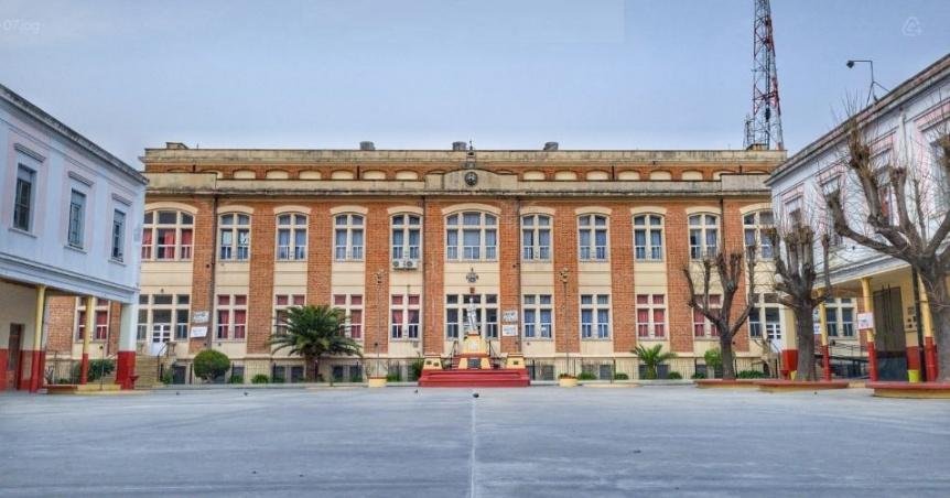 Evacuaron un colegio por falsa amenaza de bomba