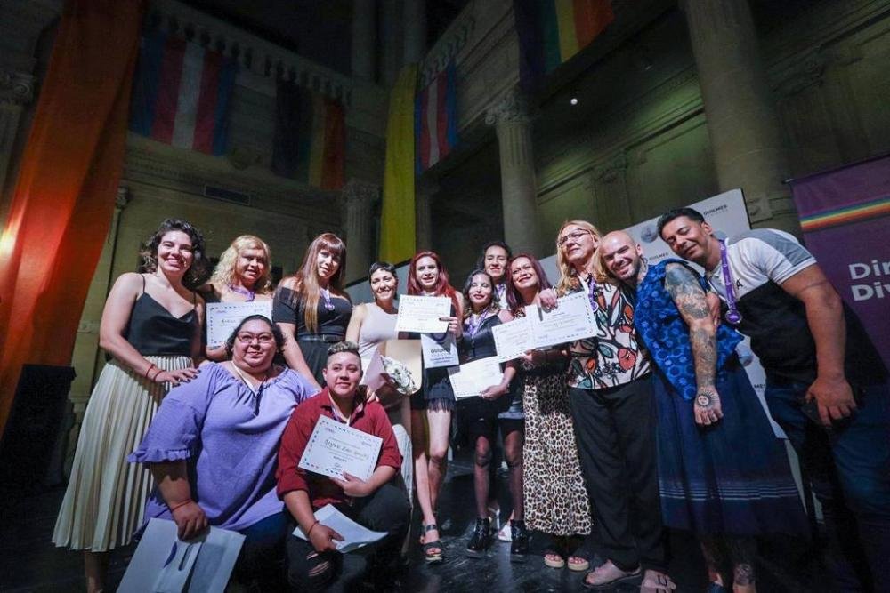 Entregaron diplomas a egresados del programa "TransFormAr FinEs"