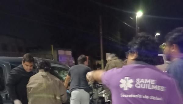 Accidente fatal en la Av. Calchaquí: Un muerto y una herida grave