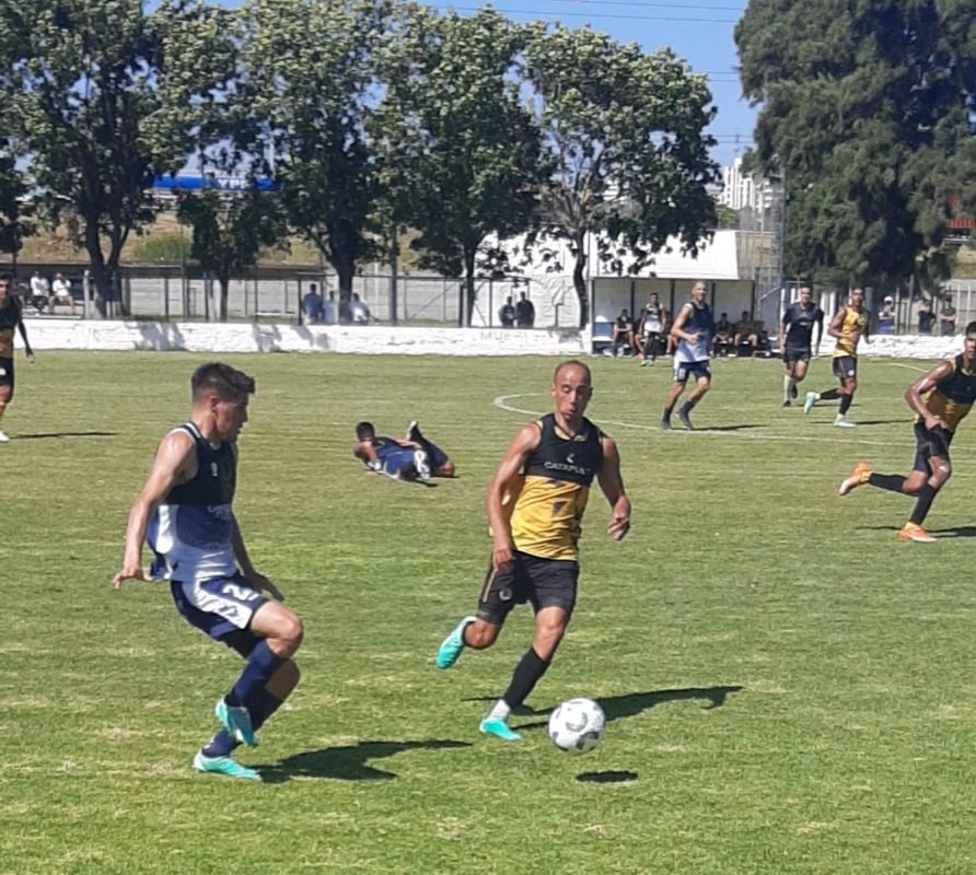 Doble victoria para “El Cervecero” ante Comunicaciones