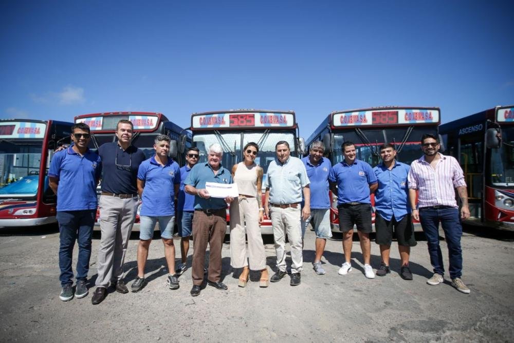 Entregaron la habilitación para la nueva terminal de la Línea 278 de colectivos