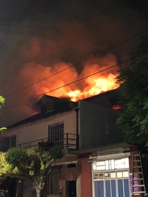 Colecta solidaria para ayudar a la familia que perdió todo en el incendio