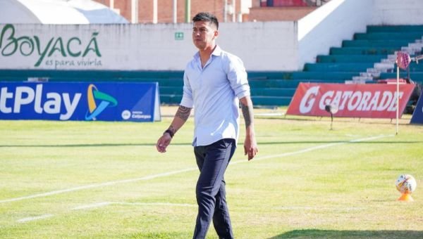 Tras pésimos resultados, Caneo dejó de ser el DT del Boyaca Chico