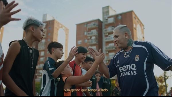 Se estrenó el videoclip de L-Gante, Callejero Fino y R-Jota grabado en Ezpeleta