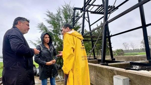 Alerta Roja: Mayra Mendoza coordinó los trabajos municipales de Servicios Públicos y asistencia a vecinos