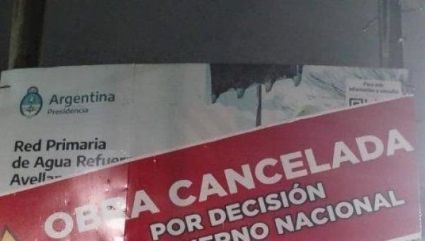 Albasetti cruzó al gobierno municipal por culpar a Milei de la cancelación de obras