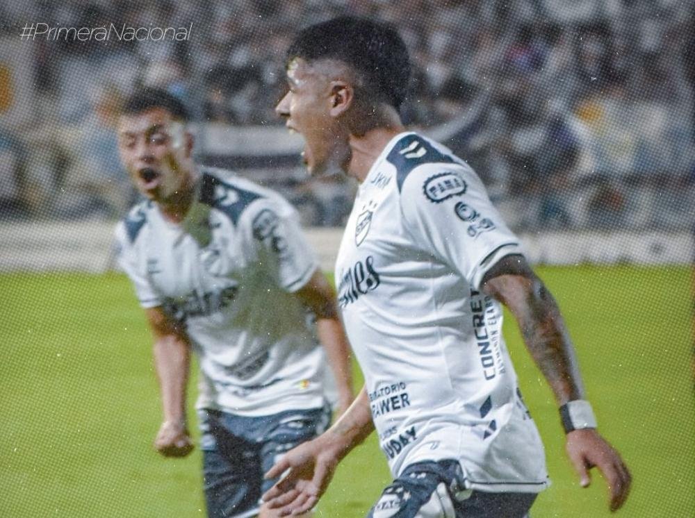 Franco, Tevez y Puzzo resaltaron la mejora del equipo en la segunda etapa con Patronato