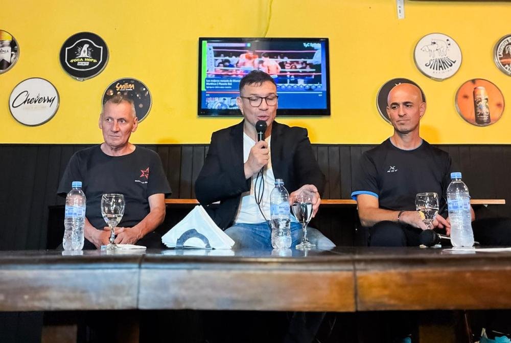 "Maravilla" Martínez en el Club Quilmes Oeste