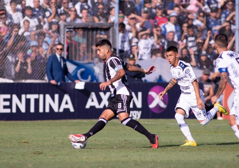 Central Córdoba fue una ráfaga y eliminó al “Cervecero” de la Copa Argentina