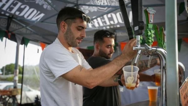 Miles de vecinos disfrutaron del "Festival de la Cerveza"