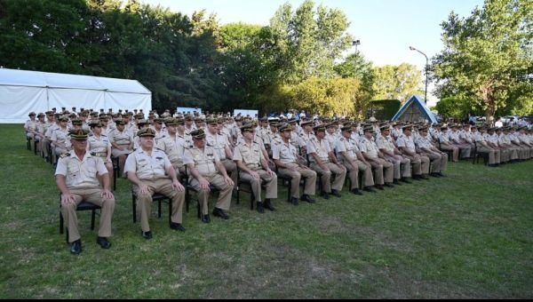 Convocan a profesionales para sumarse a las filas de la Prefectura Naval Argentina