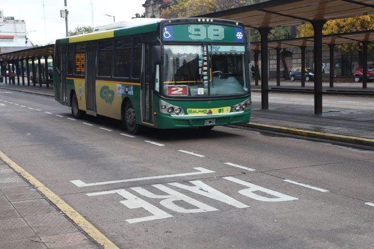 Paro de colectivos en el AMBA: Qué líneas están afectadas por la medida de fuerza de la CGT