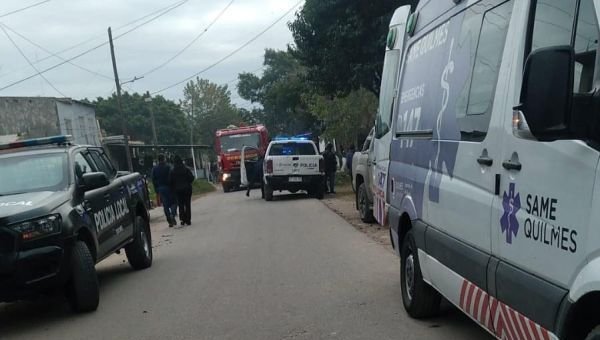 Incendio fatal en Bernal Oeste: Una mujer murió calcinada en su casa