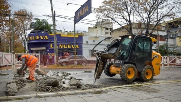 El Municipio lleva adelante trabajos de bacheo en la zona céntrica