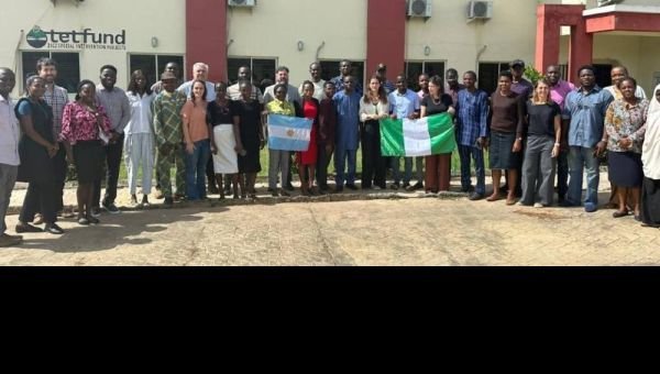 Docentes de la UNQ participaron en un proyecto educativo realizado en África