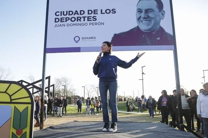 Impusieron el nombre de "Juan Domingo Perón" al Polideportivo "Ciudad de los Deportes"