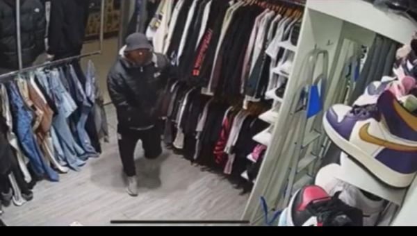 Detuvieron a los autores de un robo en un local de ropa