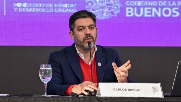 Carlos Bianco: “Necesitamos una ley que haga más equitativo el acceso a la tierra”