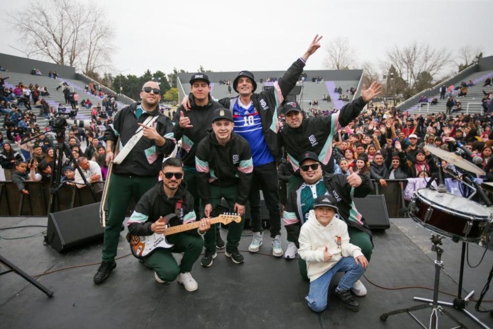 El festival solidario "Sin miedo x un poco de ruido" fue un éxito de cumbia y donaciones