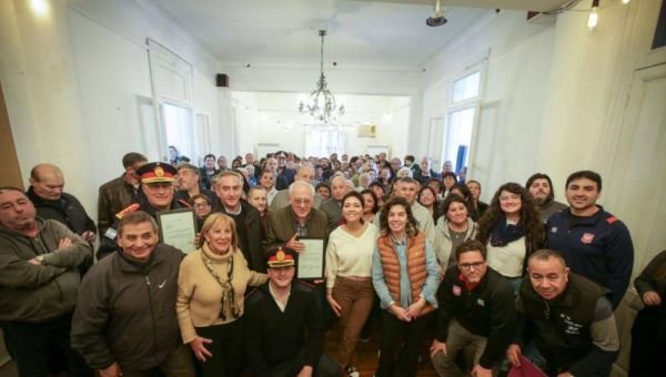Mayra Mendoza se reunió con representantes de instituciones y clubes de Bernal