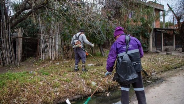 Continúan los operativos integrales de limpieza en el oeste del distrito