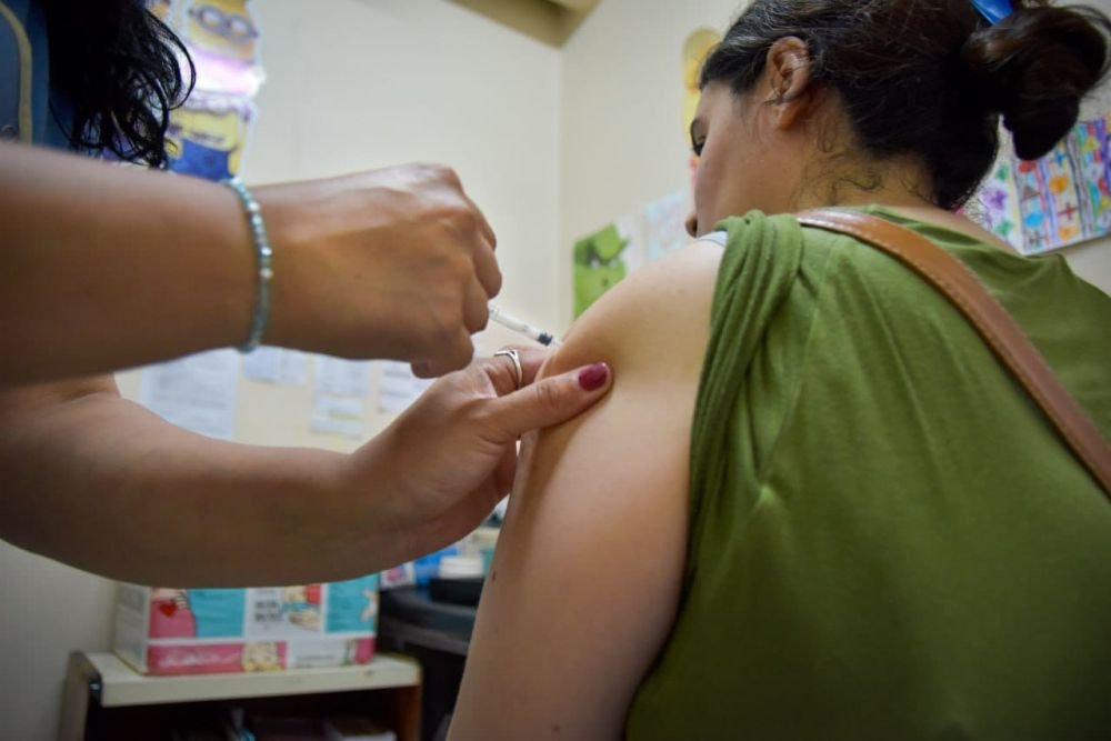 Comenzó la vacunación contra el Dengue en Quilmes