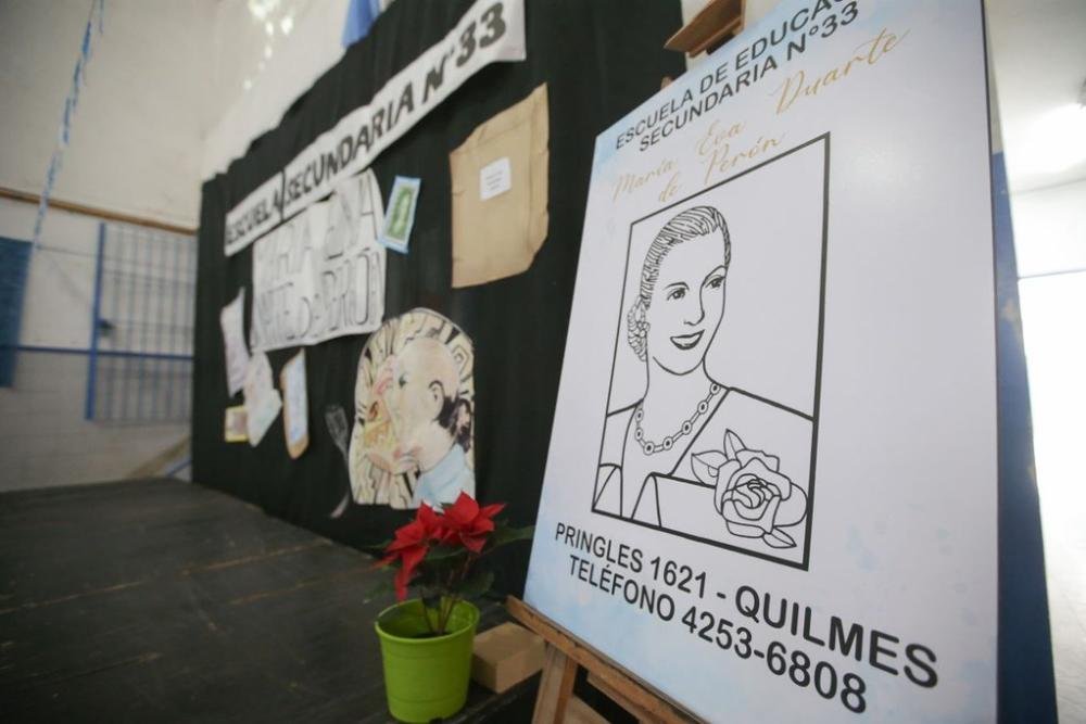 La ES N° 33 pasará a llamarse "María Eva Duarte de Perón"