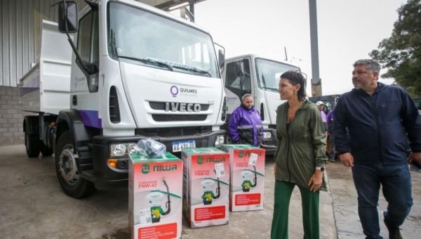 Nuevos camiones y herramientas para Servicios Públicos