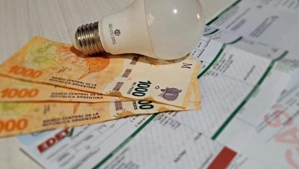Oficializan los aumentos de las tarifas de luz y gas para noviembre