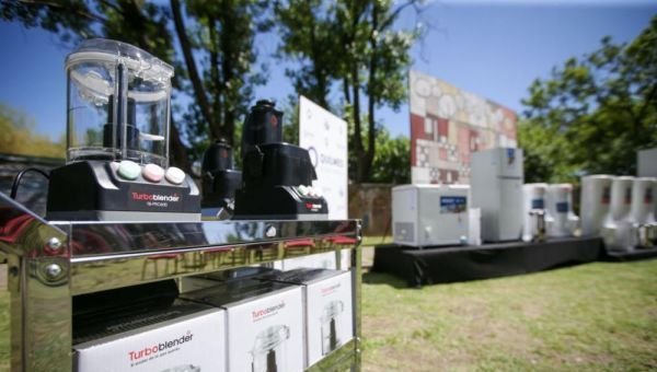 Entregaron nuevo equipamiento para comedores escolares