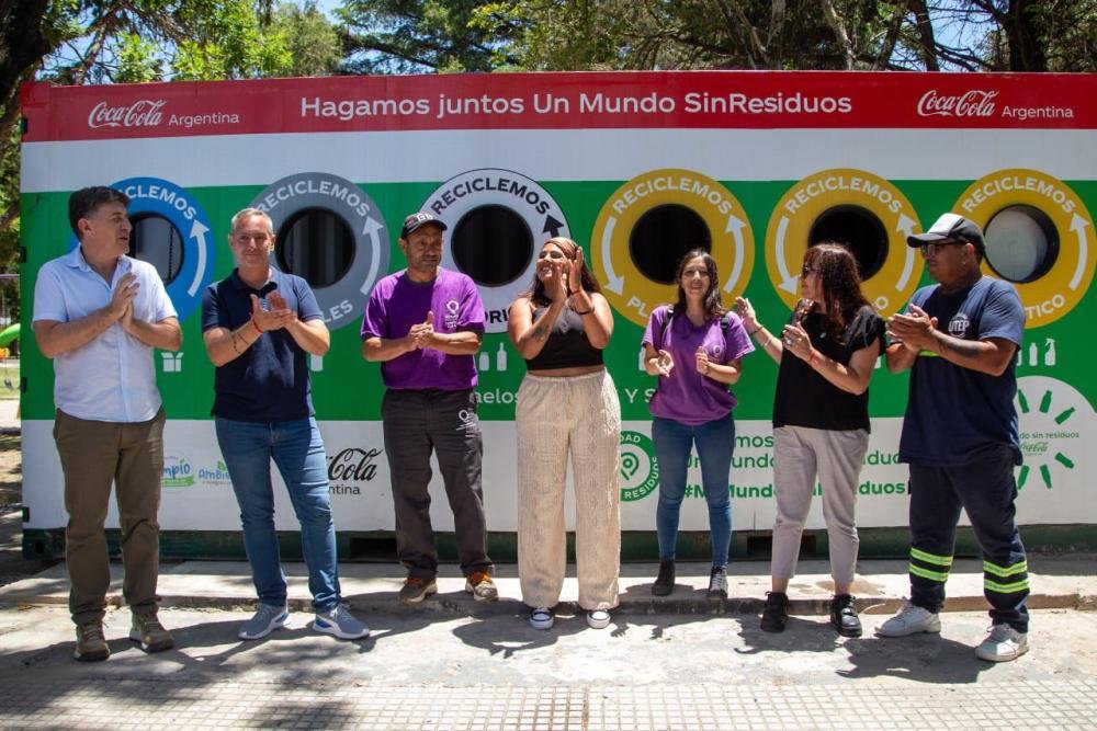 Inauguraron Ecopunto en la plaza Villa Armonía