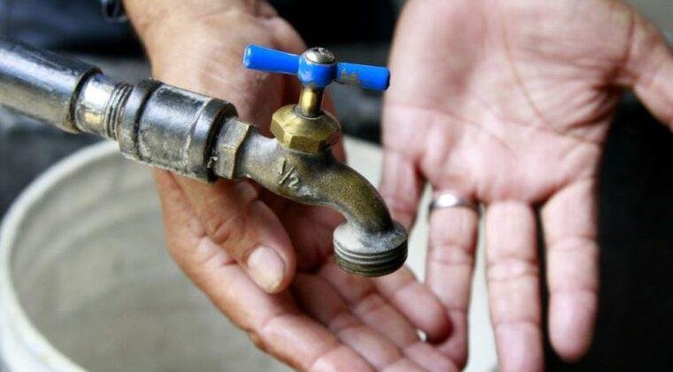 Vecinos de Quilmes Oeste llevan una semana sin agua en plena ola de calor