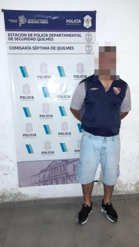 Detienen a un hombre por amenazar a su pareja con un arma