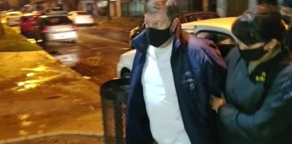 La justicia ordenó la captura de un falso médico: Está prófugo hace más de un año