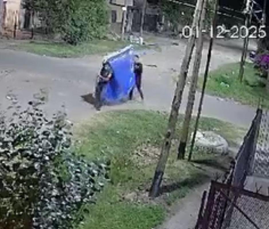 VIRAL: Se llevaron una pelopincho en plena madrugada