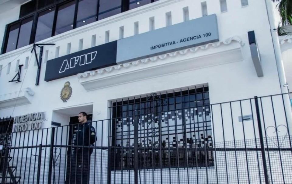 El Gobierno anunció el recorte de personal y cierre de oficinas de ARCA (ex AFIP)