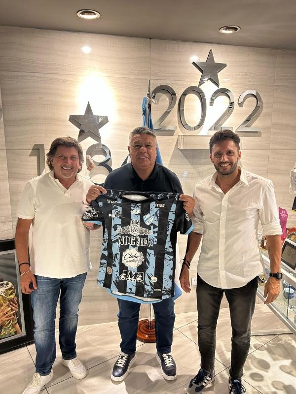 El “Chiqui” Tapia recibió a las nuevas autoridades de “Los Mates”