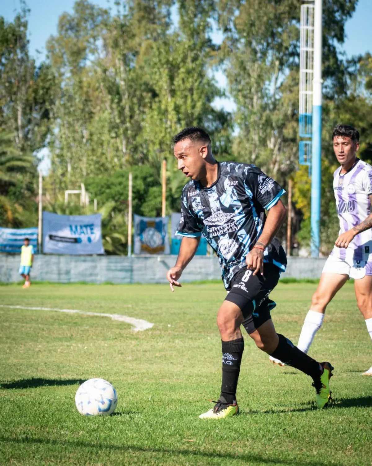 “Los Mates” fueron más pero rescataron un empate sobre el final ante Sacachispas