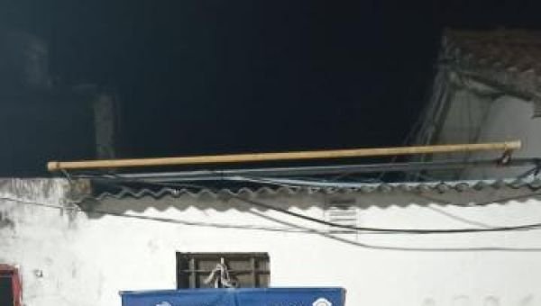 Detienen a dos motochorros que simulaban ser deliverys para robar