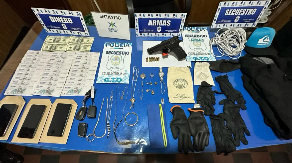 Detuvieron a dos mujeres y un hombre acusados de realizar una entradera
