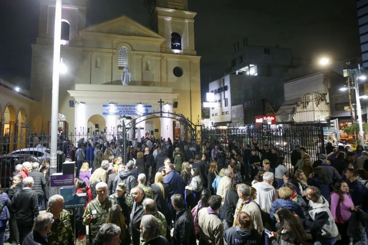 Una multitud despidió al Papa Francisco en Quilmes