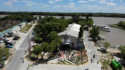 No es el Mercado de Frutos: el paseo frente al río para disfrutar y comprar en Semana Santa